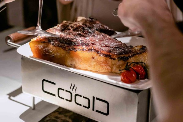 CooD - Cocktails & Beef - A journey into taste in a restaurant in Milan