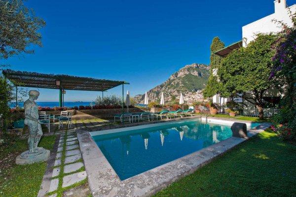 Villas and luxury apartments on the Amalfi Coast