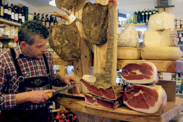Sfiziosità da Marcello - Traditional food and wine of Trentino Alto Adige