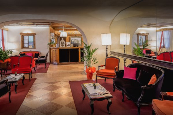 Bellevue Suites & SPA - Hotel in Cortina