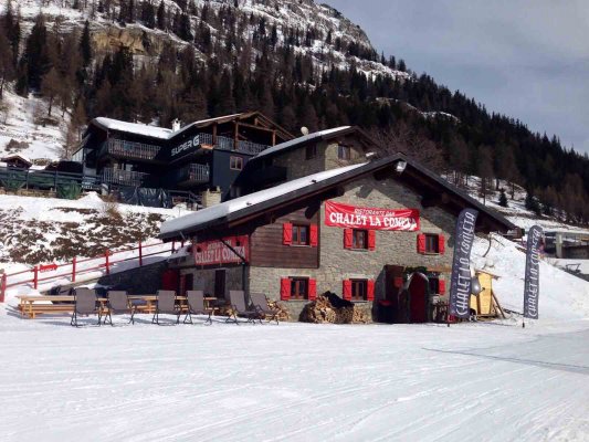 Chalet La Cometa -  Restaurant on the ski slopes of Courmayeur