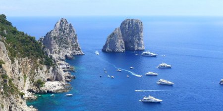 THE BEST BOAT TOURS IN CAPRI AND PROCIDA