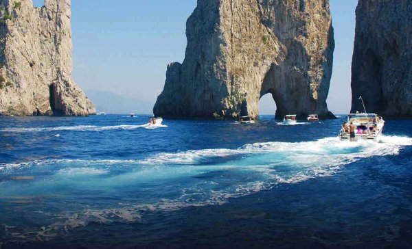 Gradola Beach e Capri Blue Service