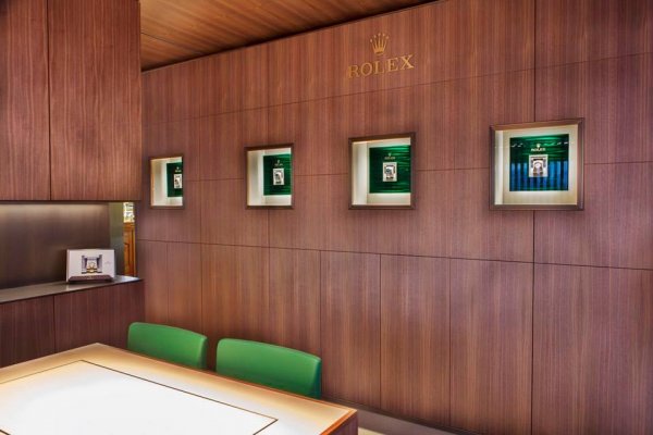 Gioielleria Stedile - Rolex store a Madonna di Campiglio