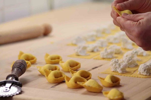 Le sfogline - Traditional Bolognese hand made pasta