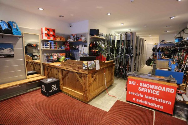 C.elle Sport - Ski rent in Alleghe