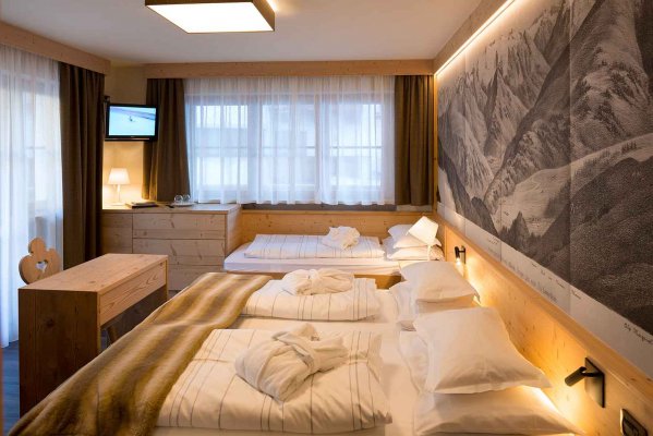 Hotel Somont - Holiday in Selva di Val Gardena