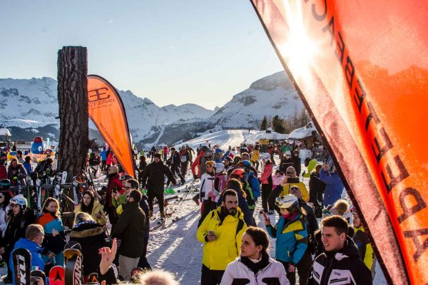 Club Moritzino - апре-ски самых крутых в Доломитовых Альпах 