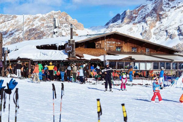 Club Moritzino - The coolest aprés ski in the Dolomites
