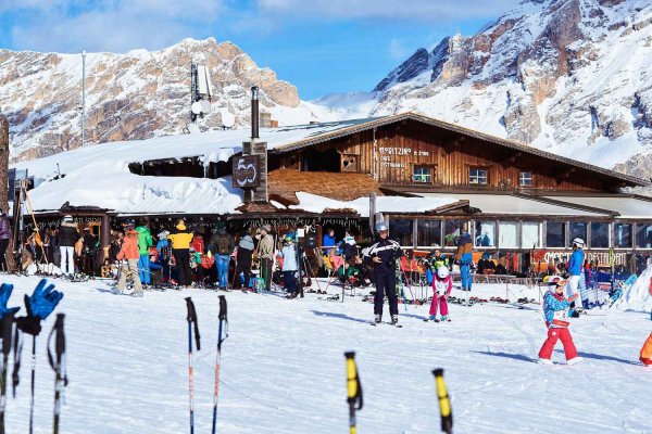  Club Moritzino - L'Après ski più cool delle Dolomiti