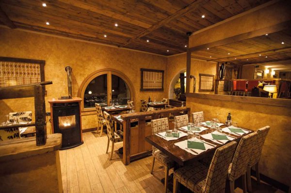 L'Ètoile Pizzeria e Steak House a Courmayeur