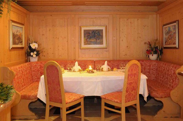 Hotel Barance - Hotel in Alleghe Dolomites
