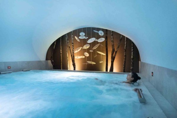  Hotel Lac Salin SPA & Mountain Resort in the Tibet of the Alps