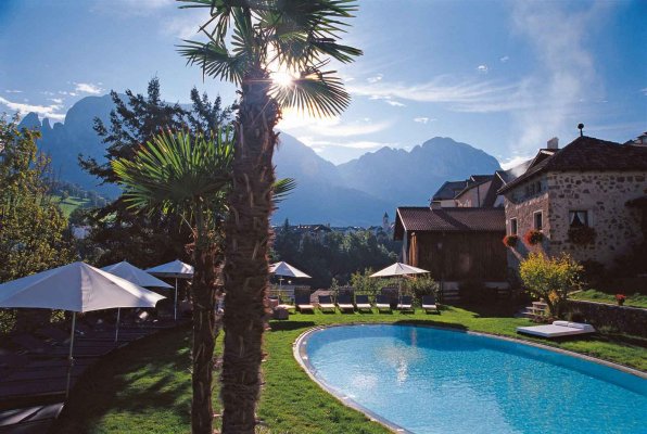 Romantik Hotel Turm - Luxury Hotel in South Tyrol 
