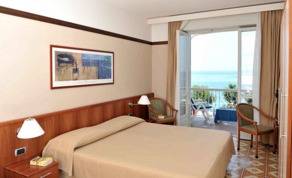 Pietra di Luna - Hotel in the Amalfi Coast