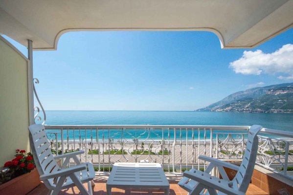 Pietra di Luna - Hotel in the Amalfi Coast