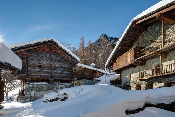 Hotellerie de Mascognaz - Hotel in Champoluc