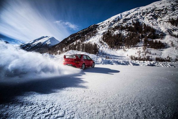  Ghiacciodromo Livigno - Айс Драйвинг Скул 