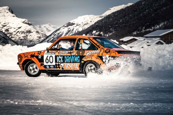 Ghiacciodromo Livigno - Snow and ice driving experience