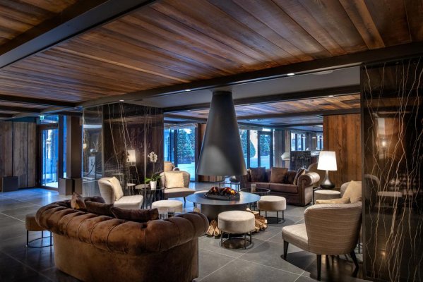 Hotel Le Massif - Hotel and Chalet in Courmayeur