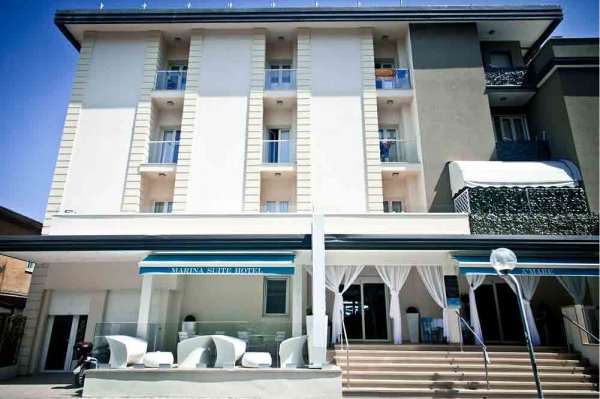 Gruppo Cimino Hotels - Marina Suite Hotel Визерба Римини