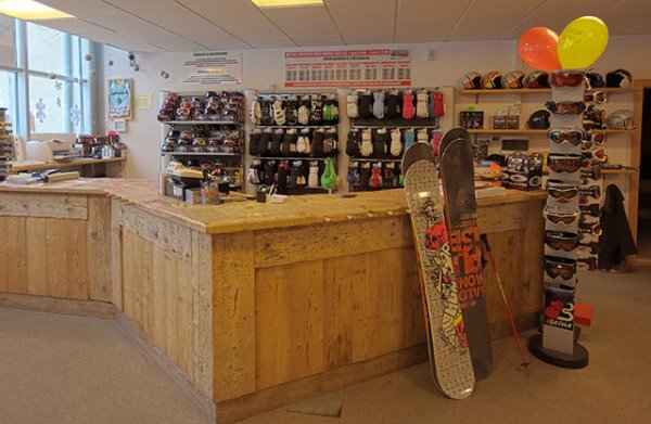 Niko Sport - Noleggio sci e snowboard a Moena