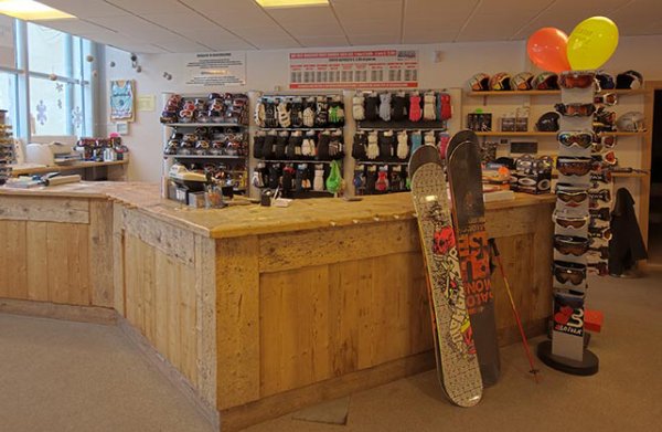 Niko Sport - Ski and snowboard rental shop in Moena