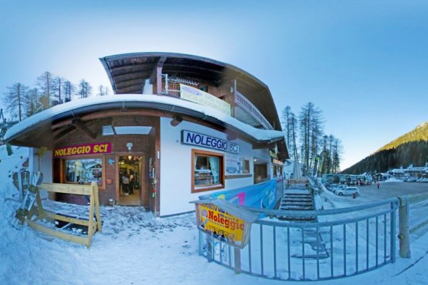 Noleggio Ski Rent Pampeago