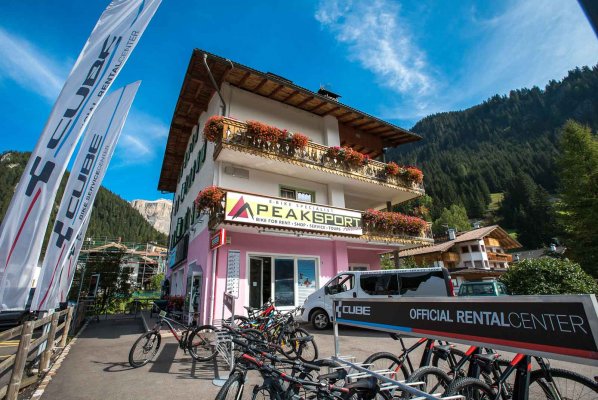 Peak Sport Adventure - bike sales and rental shop in Canazei