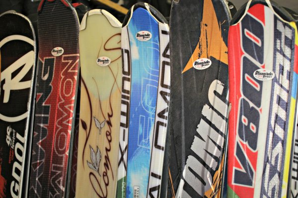 Riccardo Sport Pila - Ski rental shop in Pila