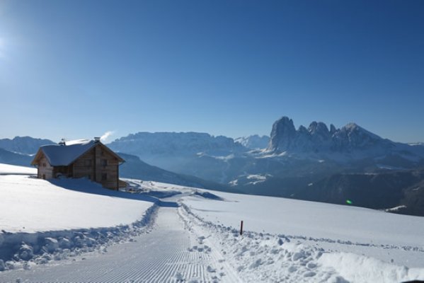 Utia Da Resciesa - Rifugio e Ristorante tipico tirolese