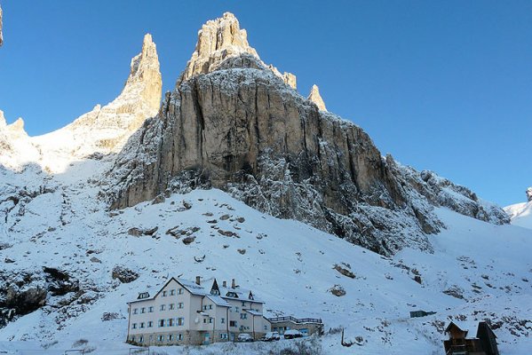 Refuge at the foot of the famous Towers of Vajolet