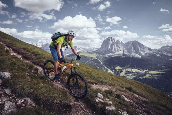 MIO - Bicycle rental service in Ortisei