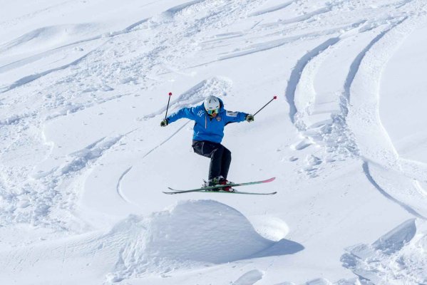 Italian Ski and Snowboard School Val di Pejo