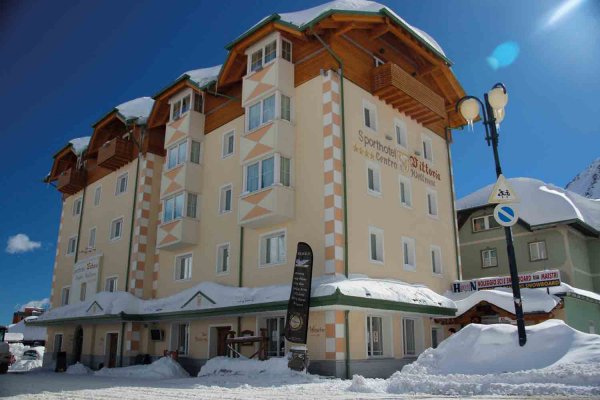 Sport Hotel Vittoria - Mountain holiday in Passo Tonale