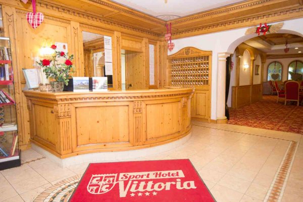Sport Hotel Vittoria - Mountain holiday in Passo Tonale