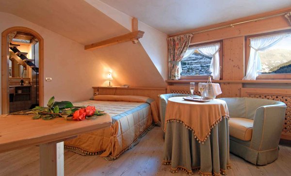 Albergo San Lorenzo - Hotel in the centre of Bormio