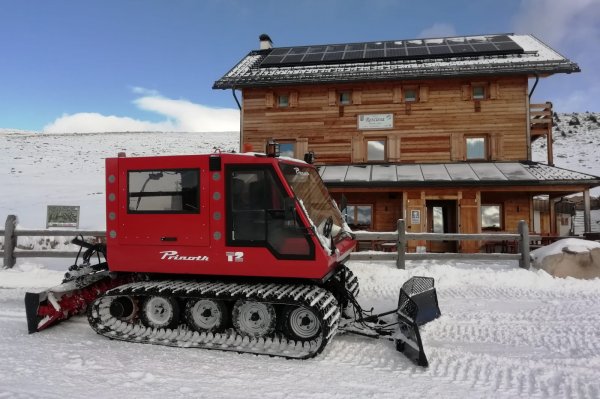 Utia Da Resciesa - Rifugio e Ristorante tipico tirolese