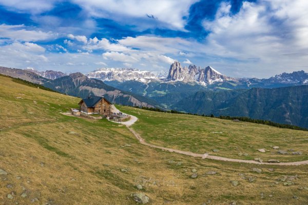 Utia Da Resciesa - Typical Tyrolean style restaurant