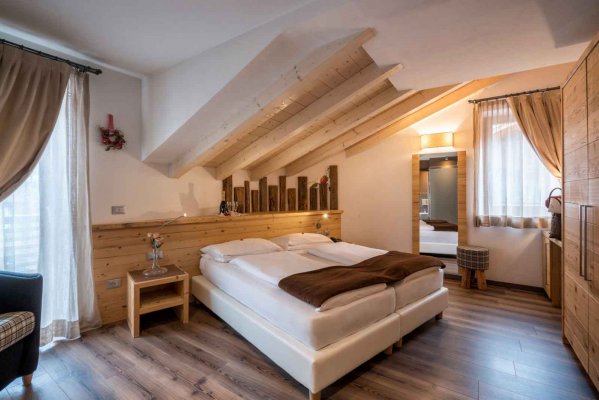 Chalet Vites - Hotel con SPA a Canazei