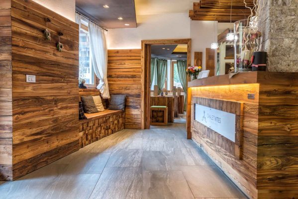 Chalet Vites - Hotel con SPA a Canazei