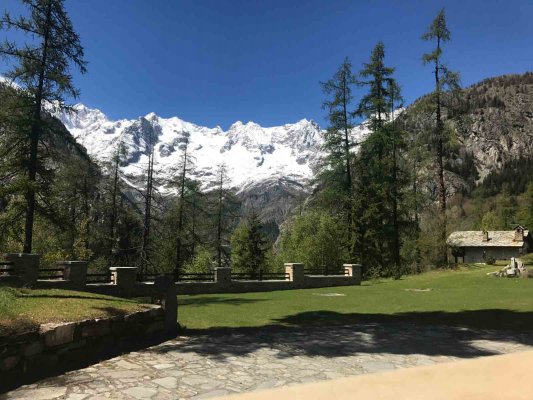 Charme Maison - Immobili a Courmayeur