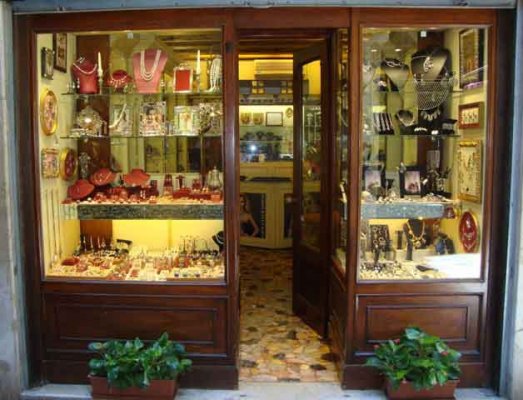 Джойеллерия Бастианелло (Gioielleria Bastianello) - ювелирный магазин в Венеции