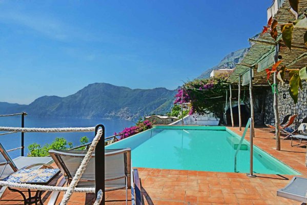 Villas and luxury apartments on the Amalfi Coast