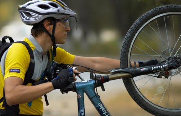  Olimpionico Sport - Noleggio sci e biciclette a Madonna di Campiglio