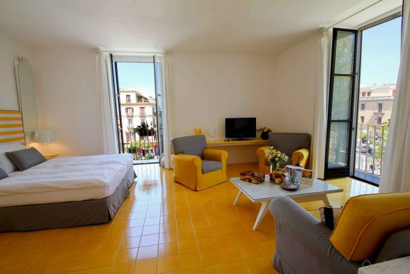 Palazzo Jannuzzi Relais - Hotel 4 stelle superior a Sorrento