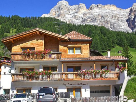  Residence Settsass - Residence a San Cassiano Dolomiti