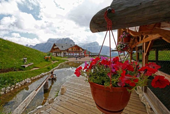 Rifugio Salei – Рифуджо в Канацей