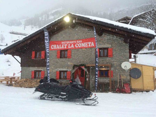 Chalet La Cometa - Pесторан на лыжных трассах в Курмайоре