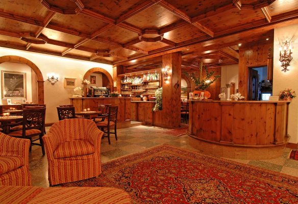 Albergo San Lorenzo - Hotel in the centre of Bormio